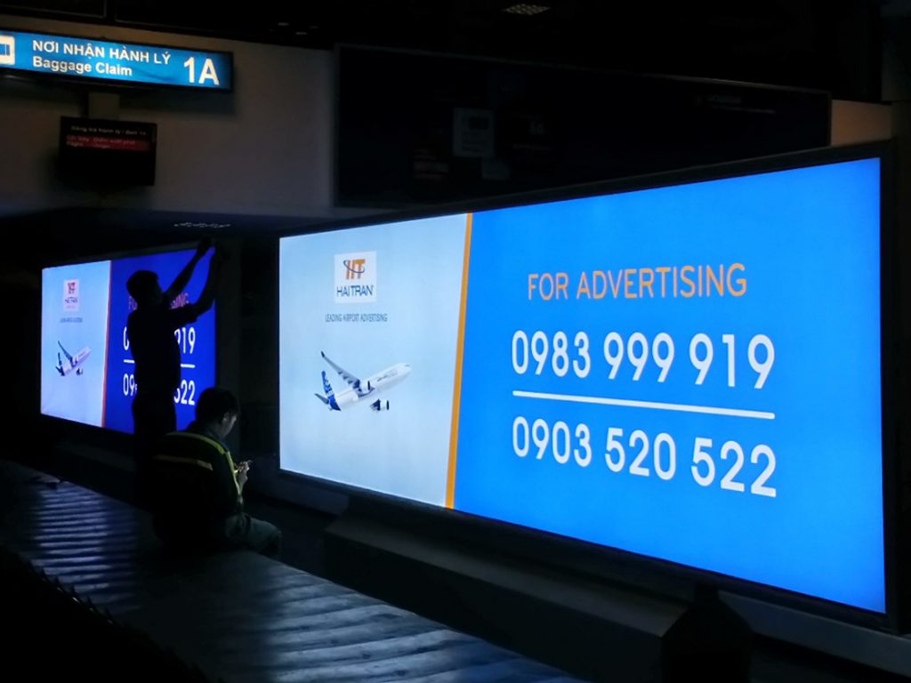 Sản Xuất Hộp Đèn QC